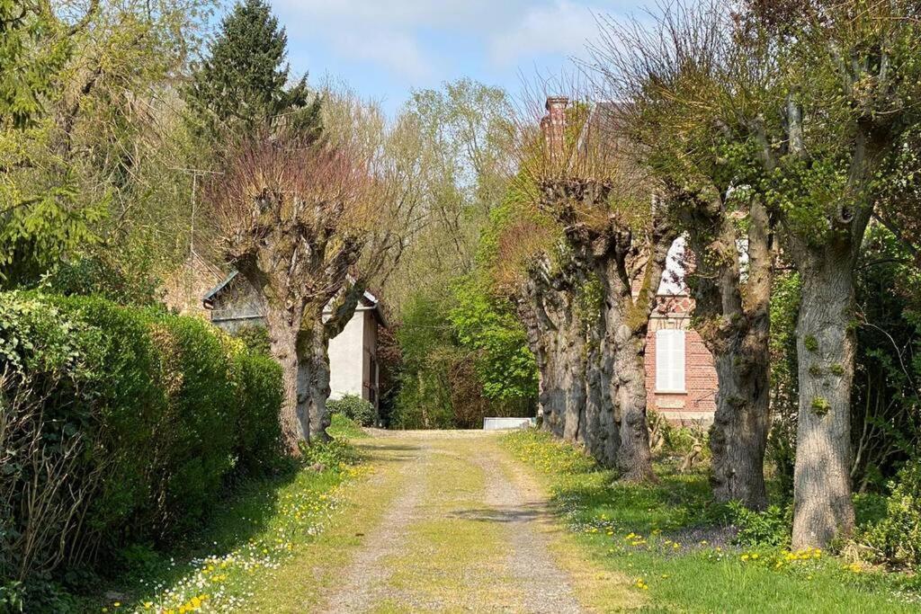 Uw Eigen Boerderij Bij Le Moulin De La Place Hargicourt Exterior photo